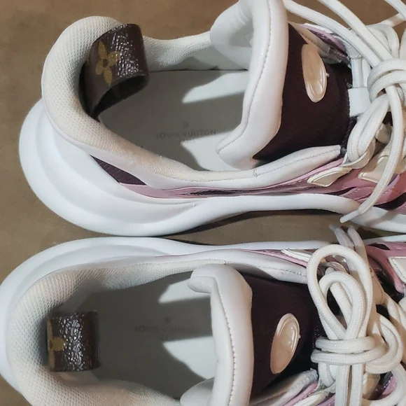 Authentic Archlight Louis Vuitton sneakers burgandy and pink (with dust bags) - Picture 5 of 11